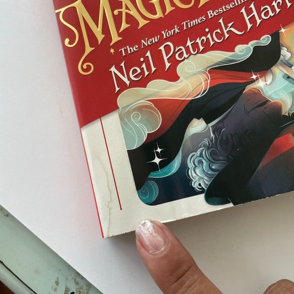 Magic Misfits Paperback - Harris, Neil Patrick - Picture 7 of 7